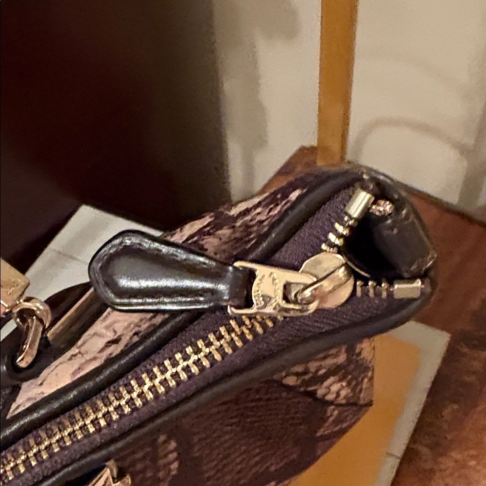 Coach Kelsey Python Pattern Taupe,Brown and Black cross body - Picture 7 of 15